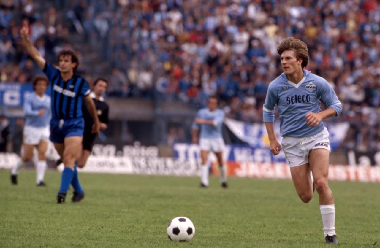 拉齐奥客场大胜,继续追赶前四 拉齐奥客场大胜,继续追赶前四