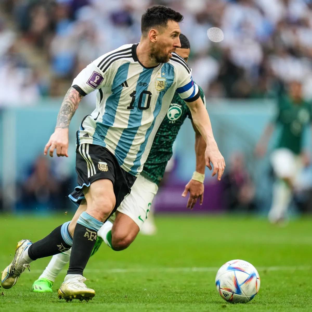 足球比赛中的精彩瞬间,令人惊艳不已 足球比赛中的精彩瞬间,令人惊艳不已