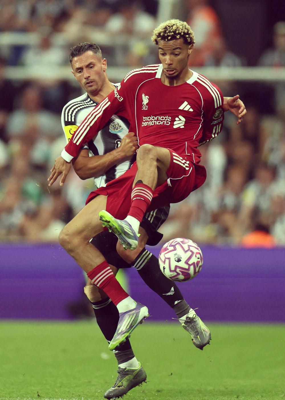 关于纽卡斯尔队员心态稳定，争取联赛保级的信息